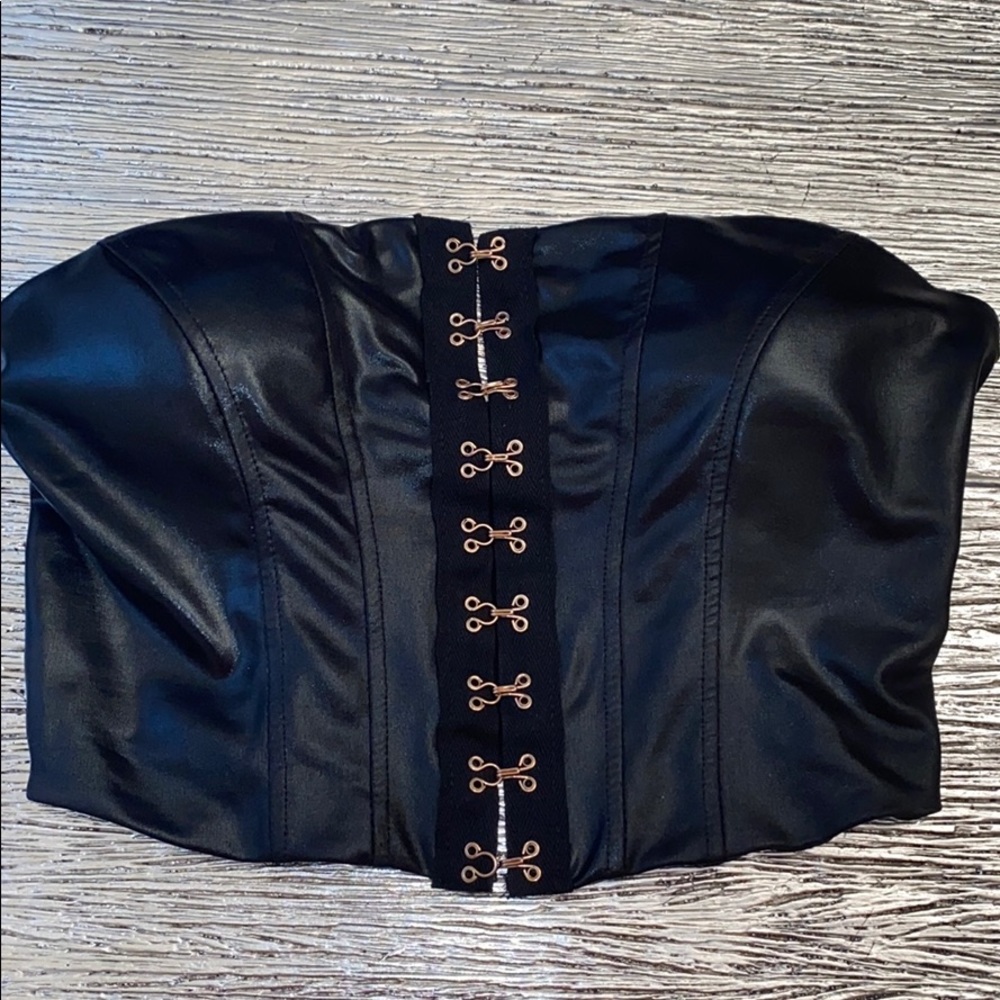 Pu leather crop top